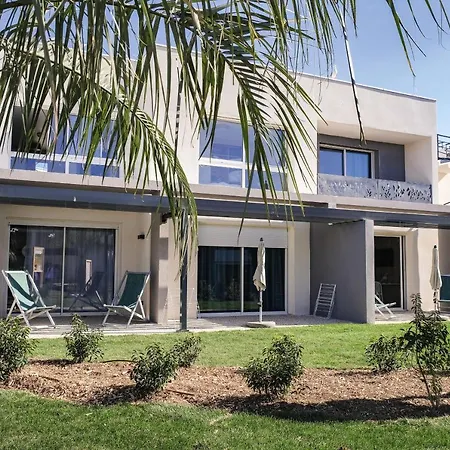 Belambra Clubs Port Camargue - Les Salins Hotel 4*
