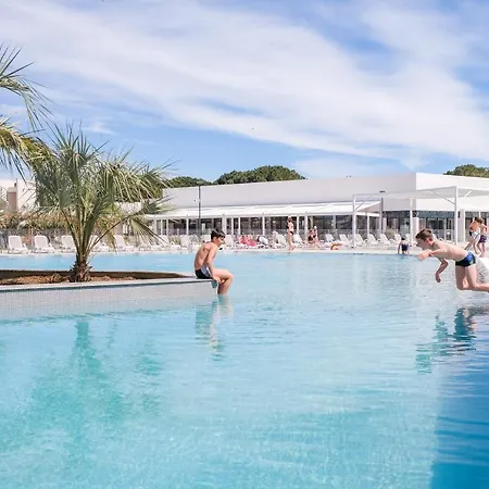 فندق Belambra Clubs Port Camargue - Les Salins لو غراو دو روا