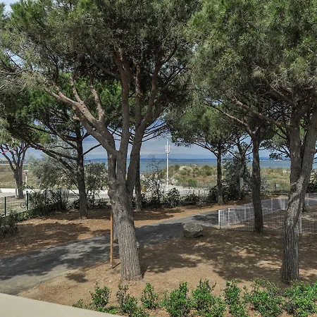 Belambra Clubs Port Camargue - Les Salins فندق