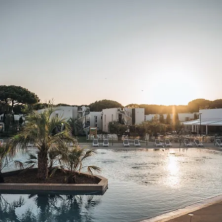 Belambra Clubs Port Camargue - Les Salins لو غراو دو روا